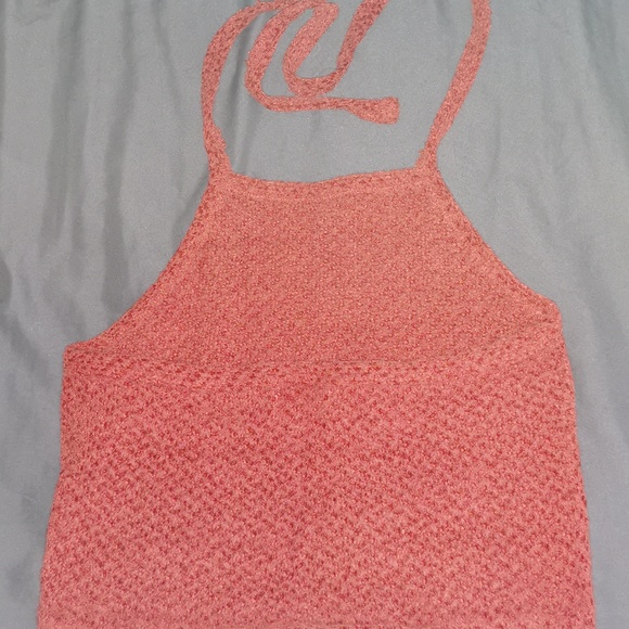 halter top - Picture 3 of 3